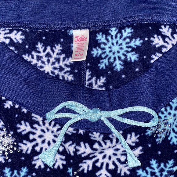 Justice Kids’ Girls’ Fleece Snowflake PJ Pants size 16/18 - Picture 2 of 4